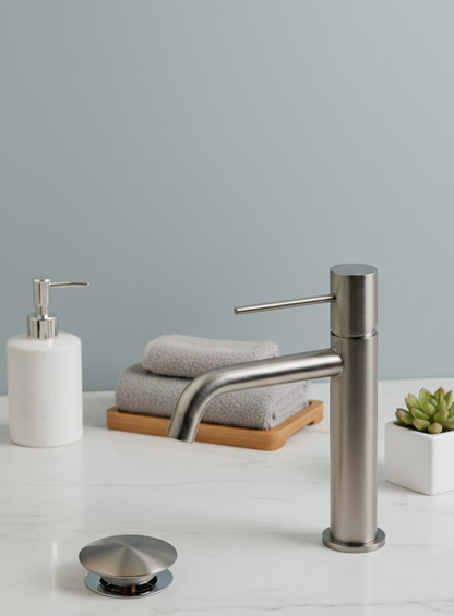 Evora - Brass Basin Tap & Click-Clack Waste Set